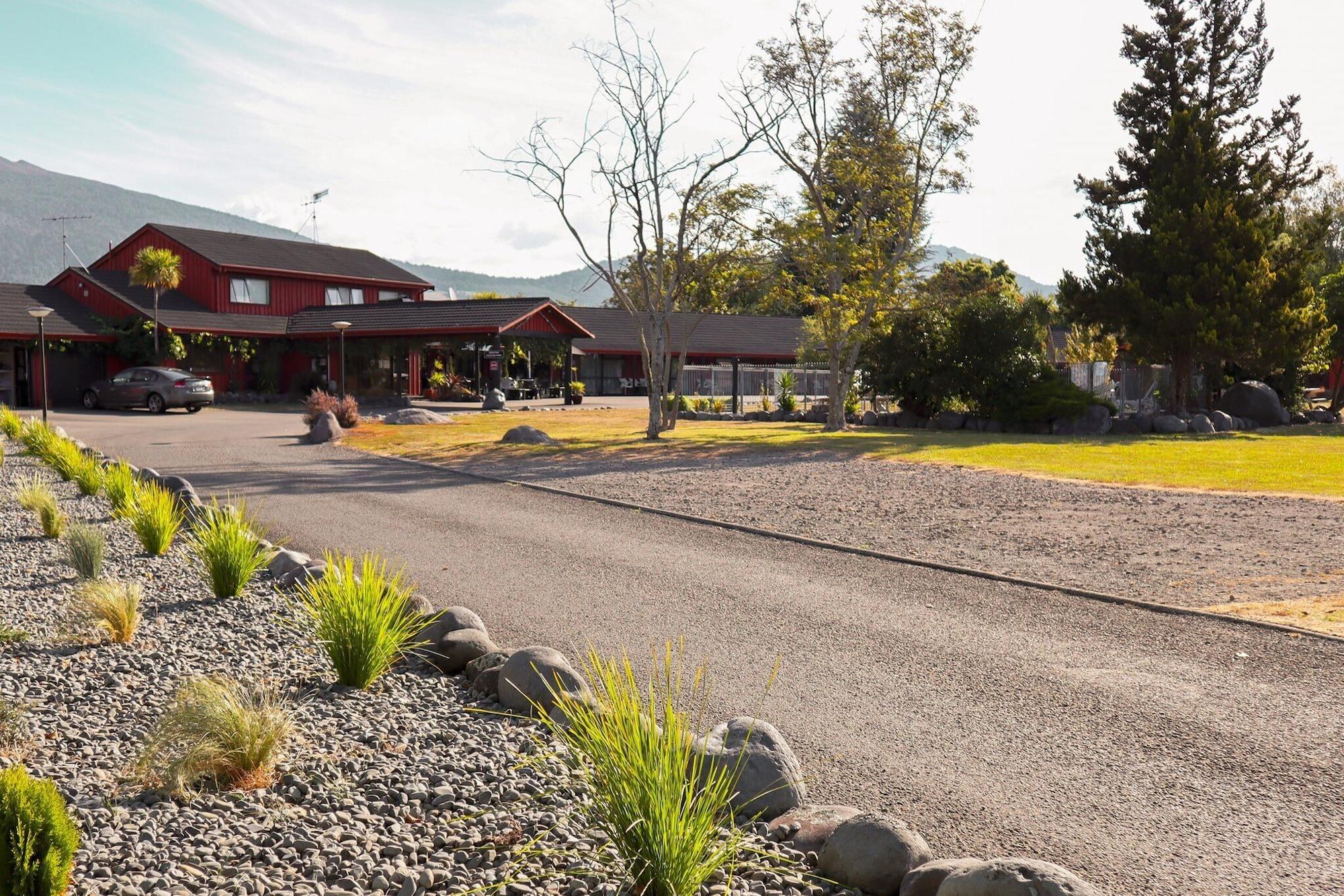 Parklands Motorlodge & Holiday Park Turangi Luaran gambar