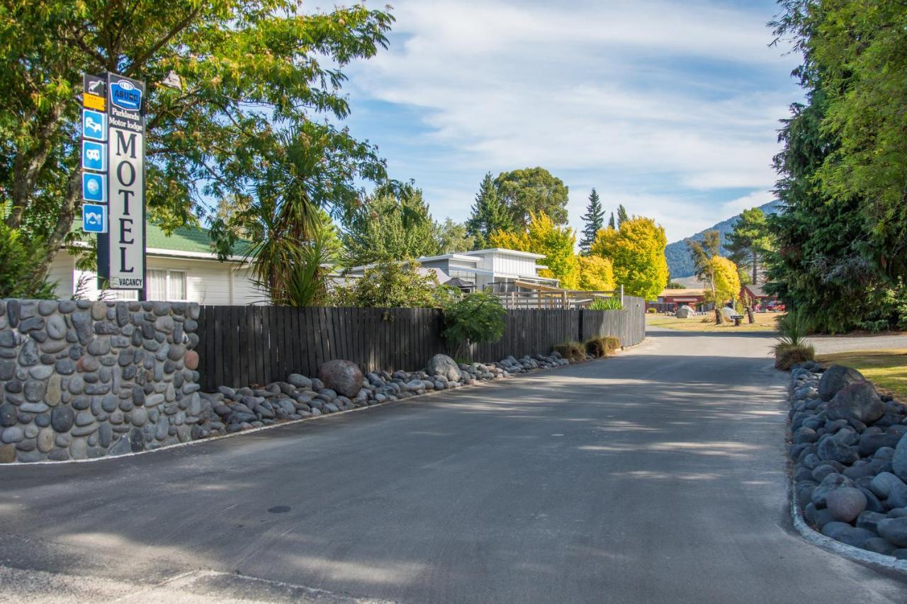 Parklands Motorlodge & Holiday Park Turangi Luaran gambar